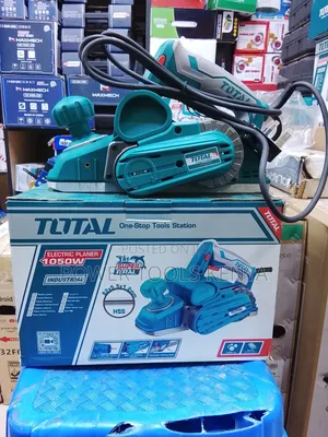 TOTAL 1050W Electric Planer