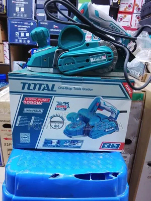 TOTAL 1050W Electric Planer