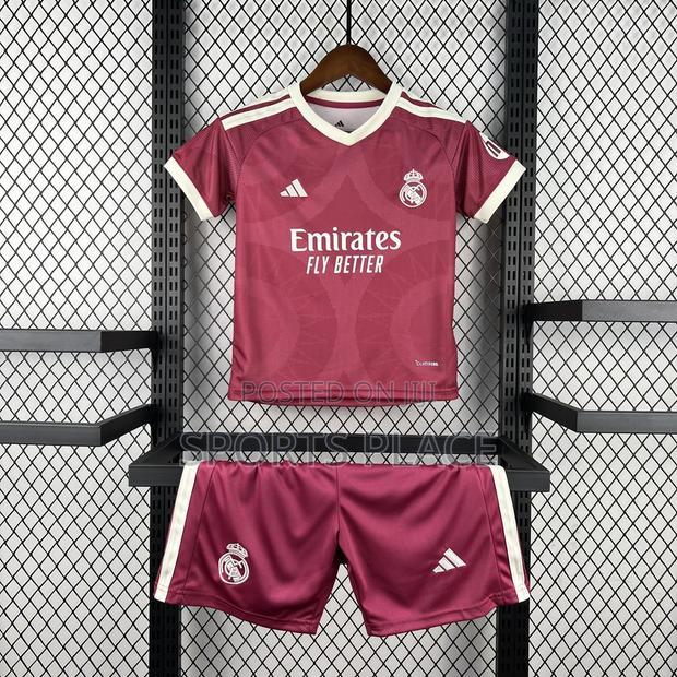 Newest Real Madrid Third Kit Kids 26/27. - thumbnail 2