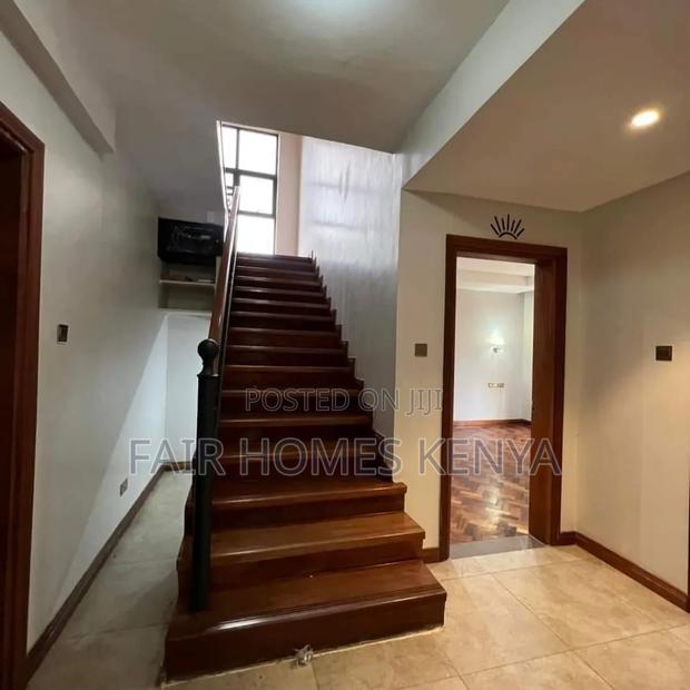 4bdrm Duplex in Riverside Drive for rent - thumbnail 7