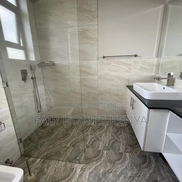 4bdrm Duplex in Riverside Drive for rent - thumbnail 12