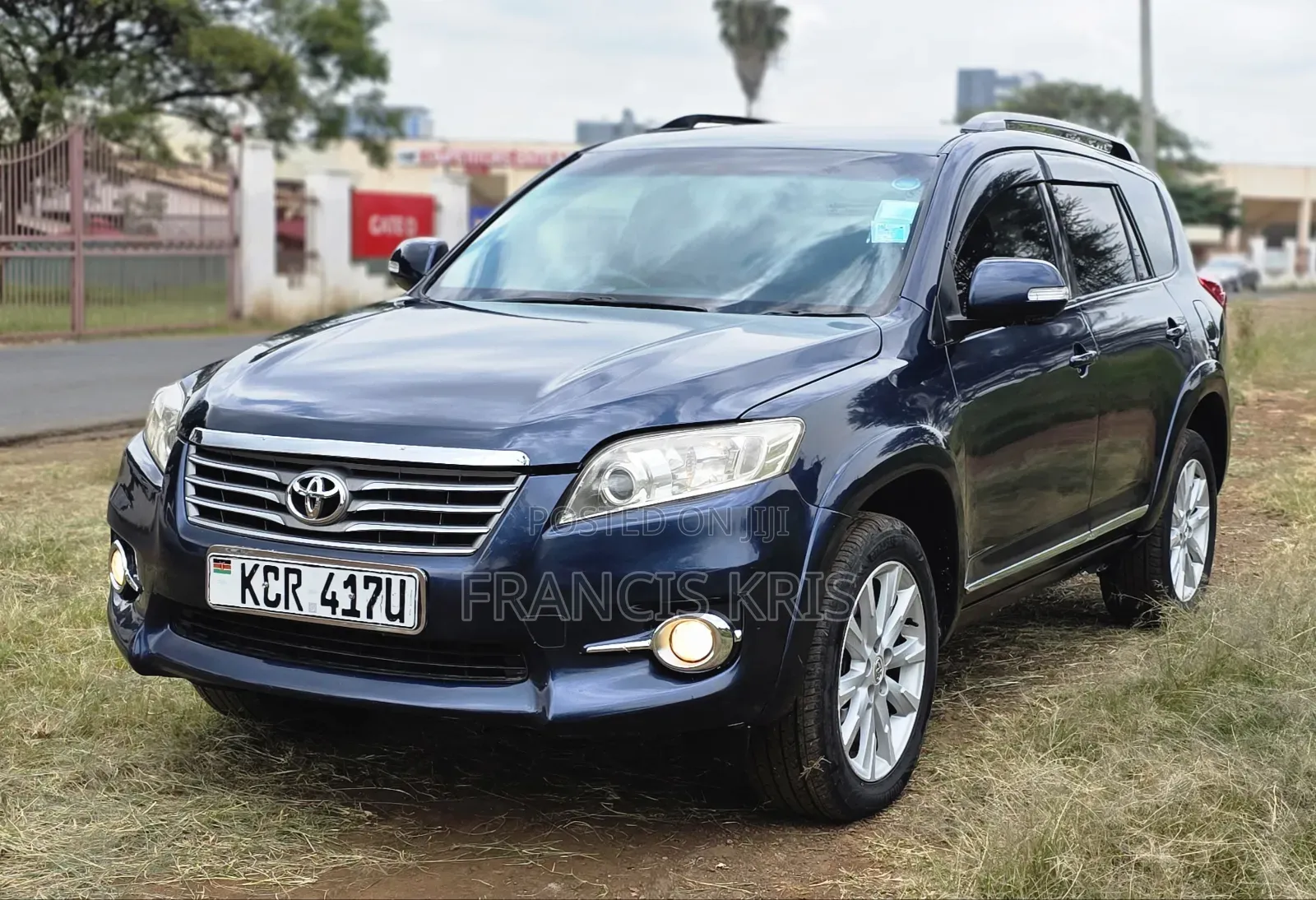Toyota Vanguard 2011 Purple