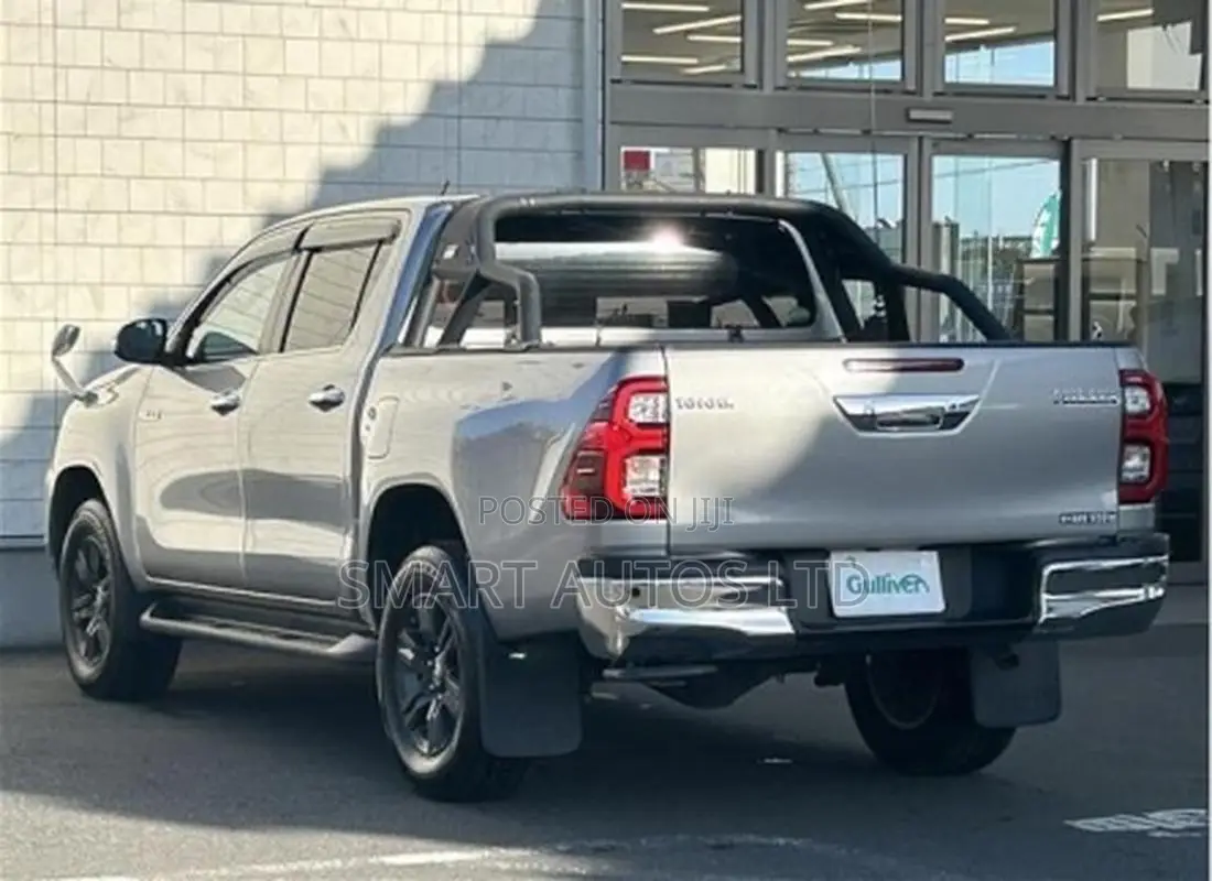 Toyota Hilux Revo Double Cab Deisel 2.4 AWD 2021 Silver