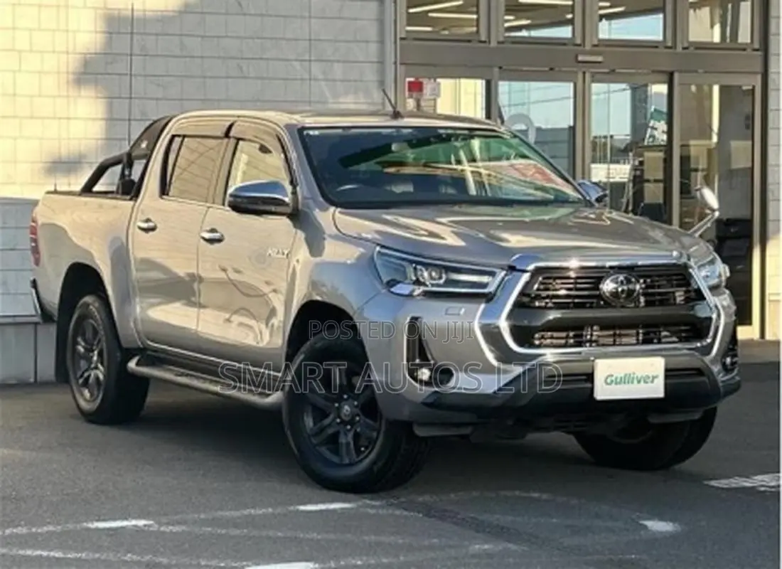 Toyota Hilux Revo Double Cab Deisel 2.4 AWD 2021 Silver