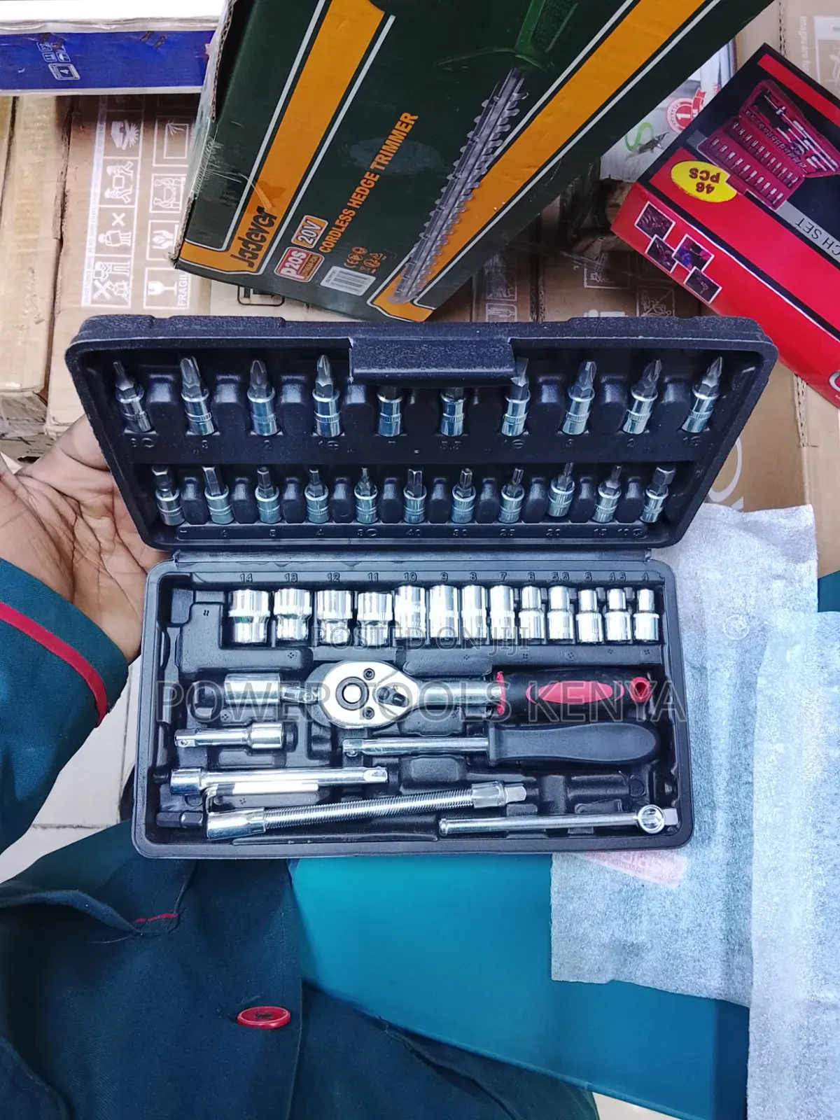 46-Piece Socket Wrench Ratchet Tool Set (1/4" Drive)