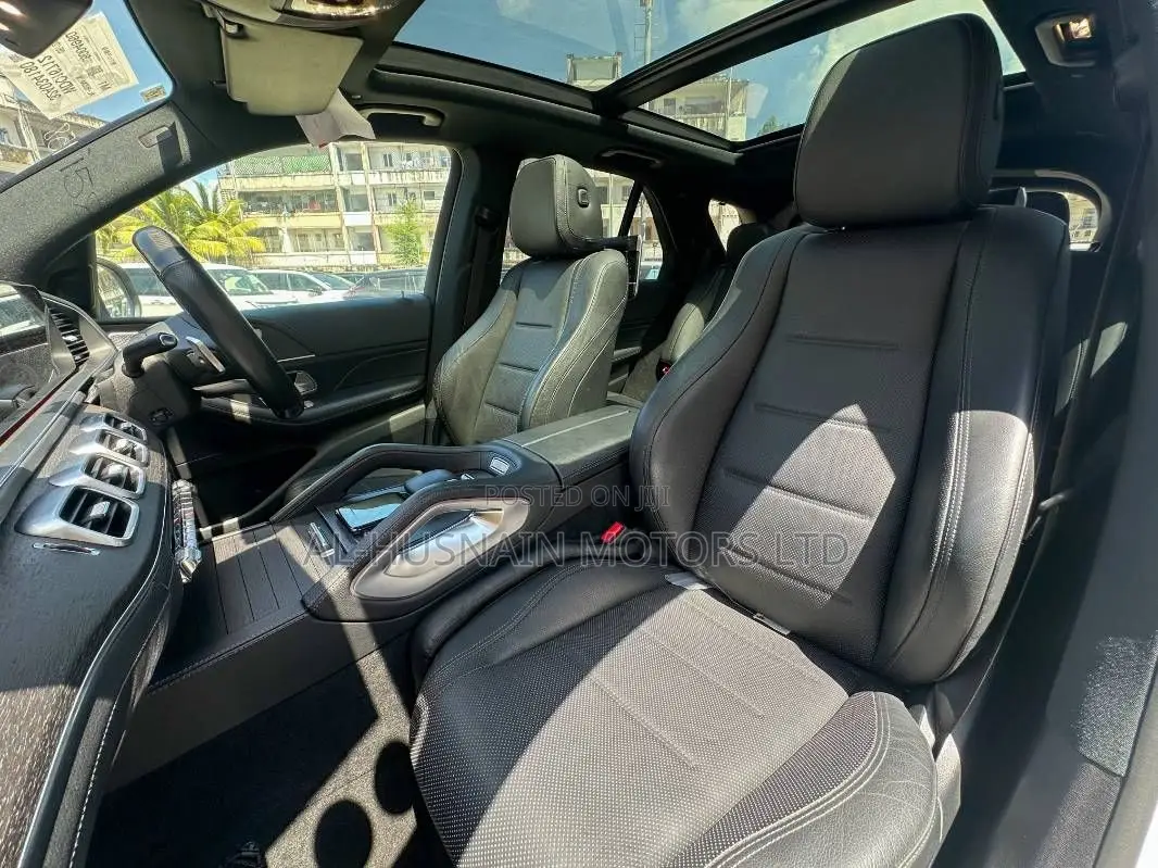 Mercedes-Benz GLE-Class GLE 400d 4MATIC 2019 Pearl