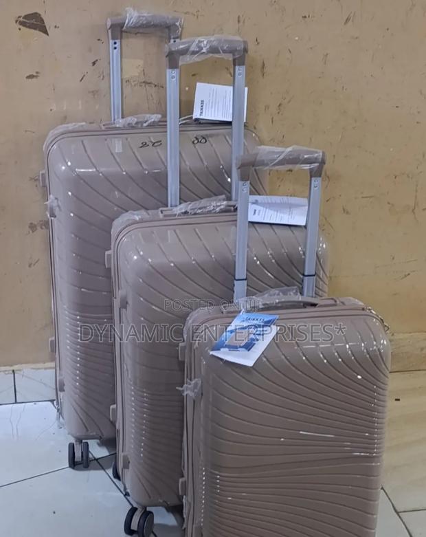 3 in 1 Unbreakable Pp Suitcase Size 3 - main view