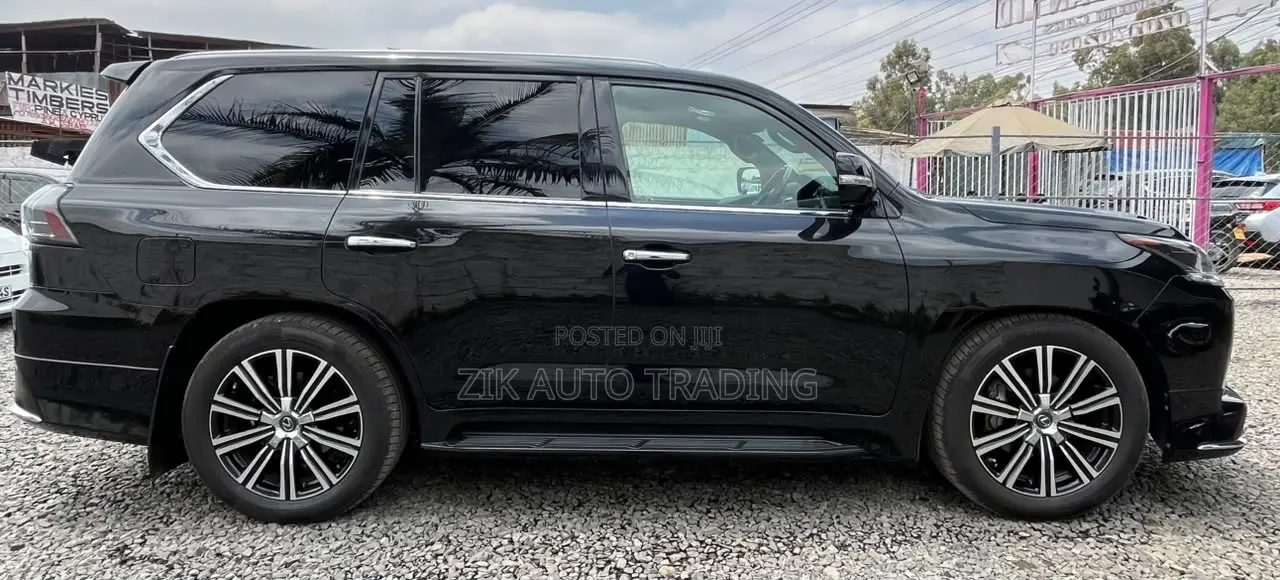 Lexus LX 2020 Black