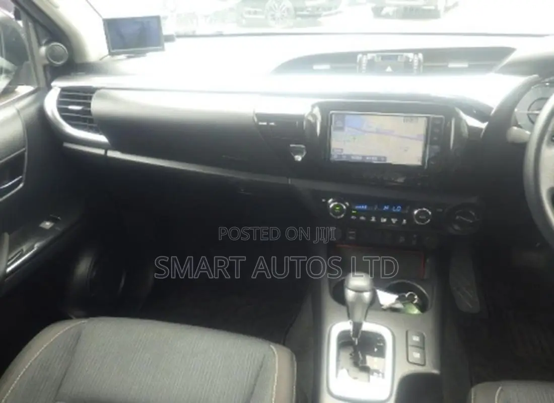 Toyota Hilux Revo Double Cab Deisel 2.4 AWD 2021 Brown