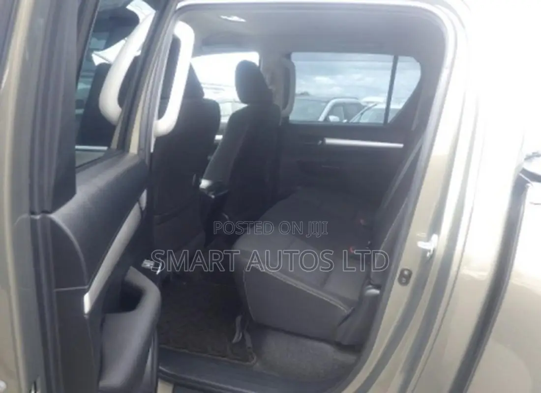 Toyota Hilux Revo Double Cab Deisel 2.4 AWD 2021 Brown