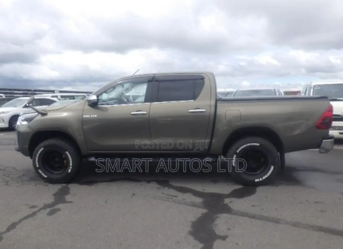 Toyota Hilux Revo Double Cab Deisel 2.4 AWD 2021 Brown