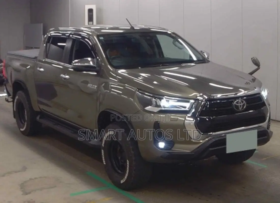 Toyota Hilux Revo Double Cab Deisel 2.4 AWD 2021 Brown