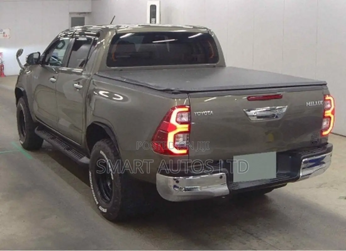 Toyota Hilux Revo Double Cab Deisel 2.4 AWD 2021 Brown