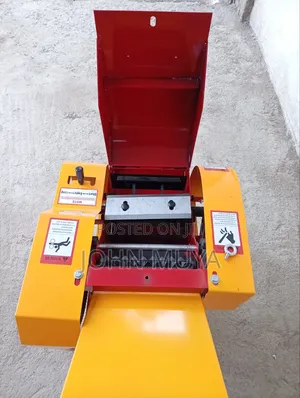 Milano 2-Blade Chaff Cutter With Engine or Motor Stand