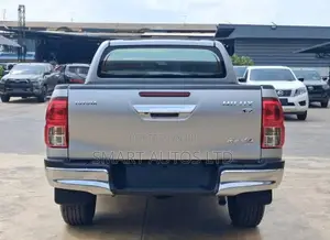 Toyota Hilux Revo Double Cab Deisel 2.8 AWD 2020 Silver
