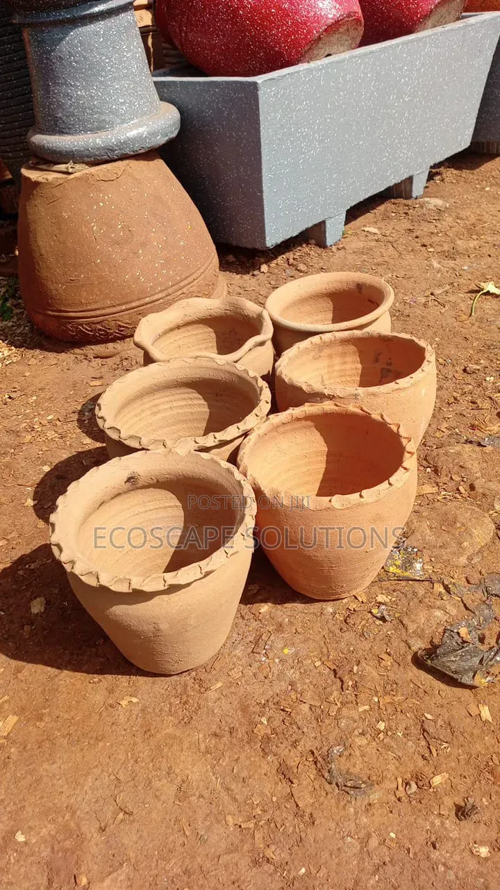 Clay Pots Plantsers