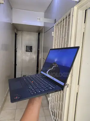 Laptop Lenovo ThinkPad X1 Carbon 16GB Intel Core i7 SSD 512GB