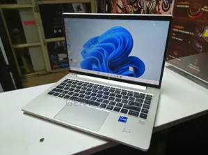 Laptop HP ProBook 440 G10 8GB Intel Core i7 SSD 256GB