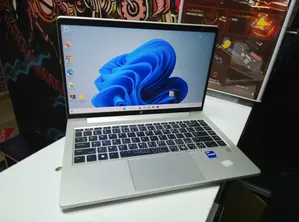 Laptop HP ProBook 440 G10 8GB Intel Core i7 SSD 256GB