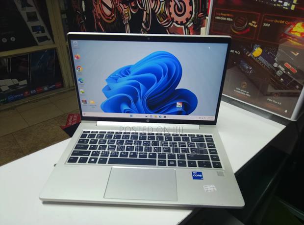Laptop HP ProBook 440 G10 8GB Intel Core i7 SSD 256GB - thumbnail 2
