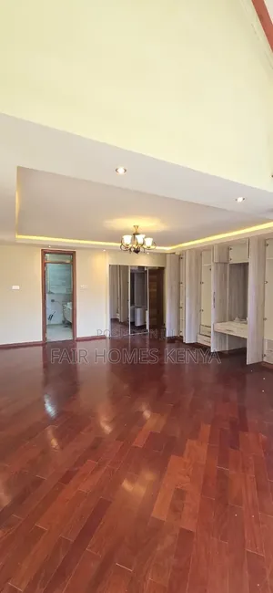 5bdrm Townhouse / Terrace in Convent Drive, Muthangari for rent