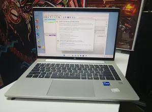 Laptop HP ProBook 440 G10 8GB Intel Core i7 SSD 256GB