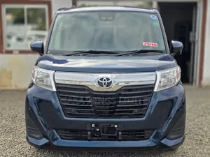 Toyota Roomy 2019 Blue