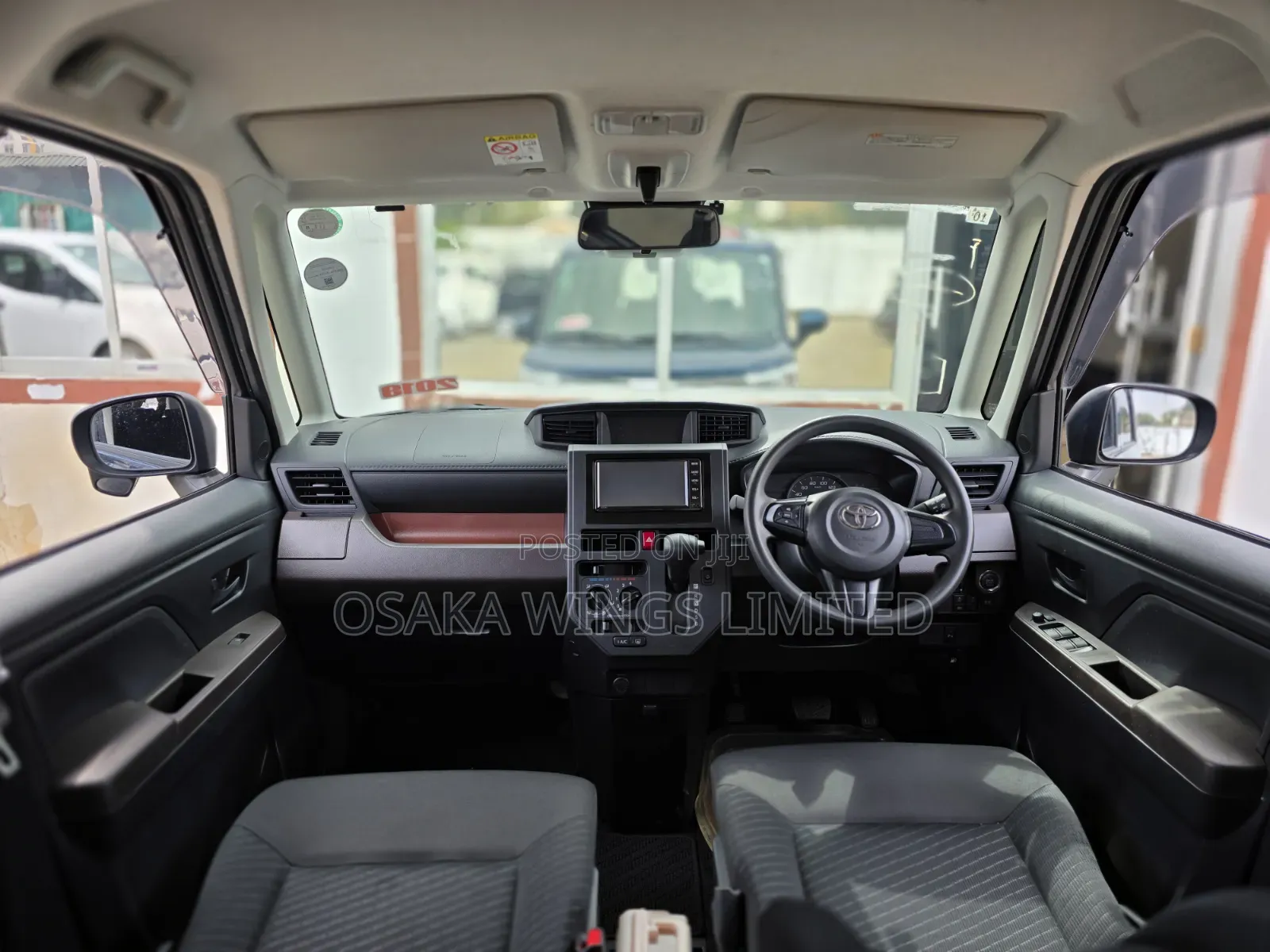 Toyota Roomy 2019 Blue