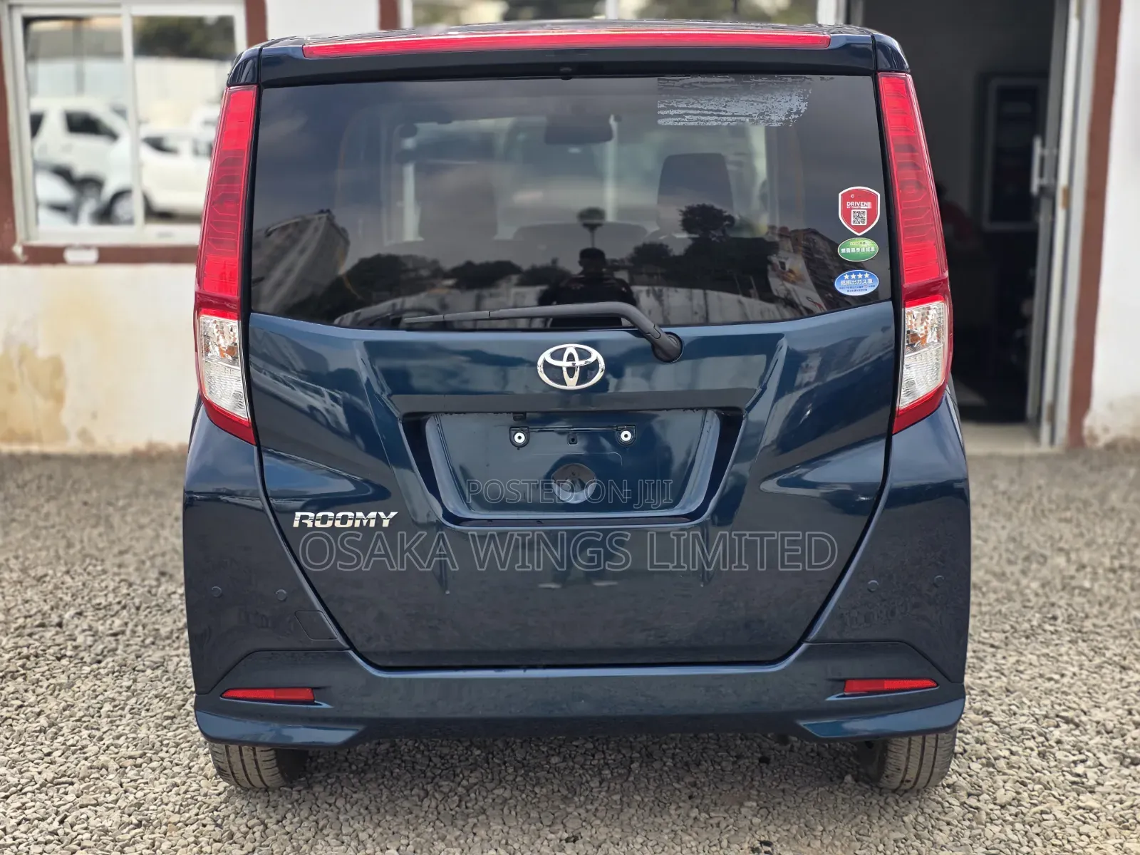 Toyota Roomy 2019 Blue