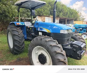 Tractor Newholland Tt 75 Four Wheel Stroke N