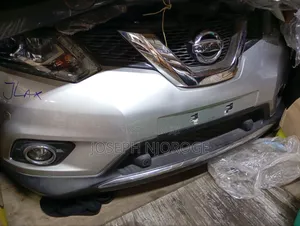 Nissan X- Trail Nt32 Nosecut Zenon