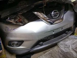 Nissan X- Trail Nt32 Nosecut Zenon
