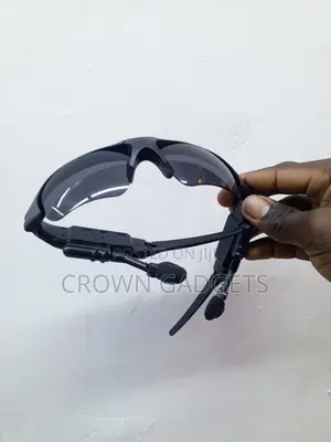 Bluetooth Smart Sunglasses With UV400 Polarized Lenses