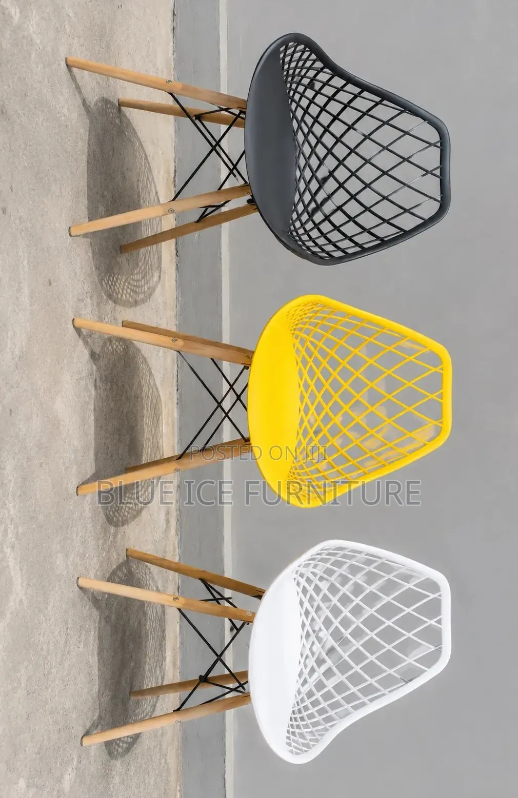 Eames Chair;Modern Plastic Eames Dining Chair With Wooden Legs