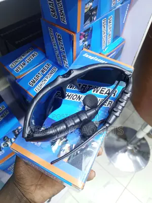 Fashion Bluetooth Sunglasses With Mic for Outdoor Sports