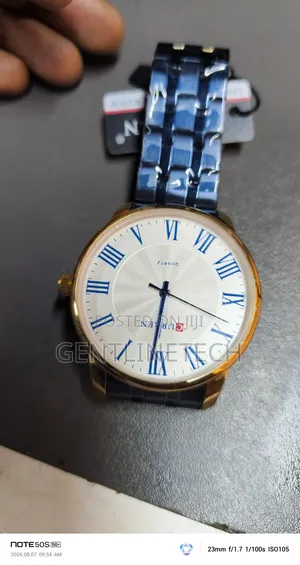 Curren 8422 Casual Business Unisex Watch