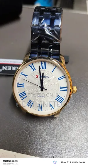 Curren 8422 Casual Business Unisex Watch