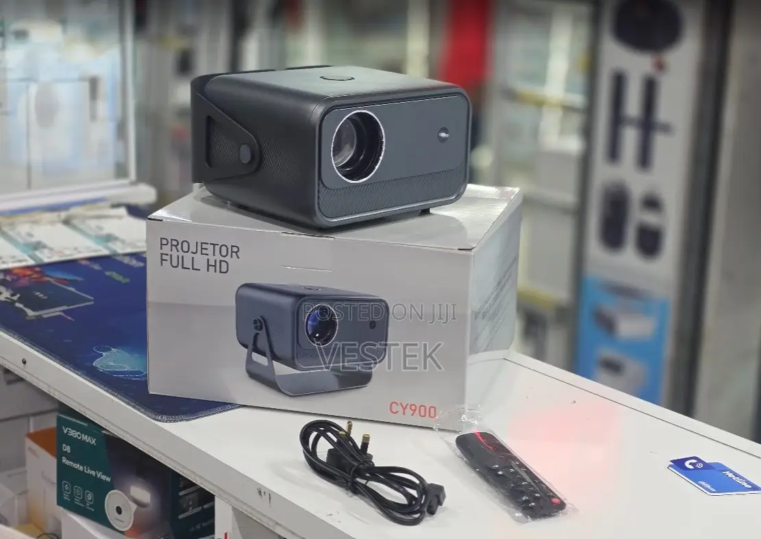 CY900 Full HD Projector With Remote Control