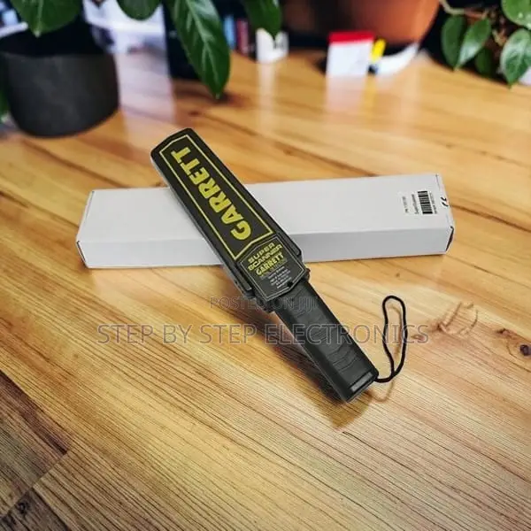 Robust Garret Super Scanner Hand-Held Metal Detector Scanner