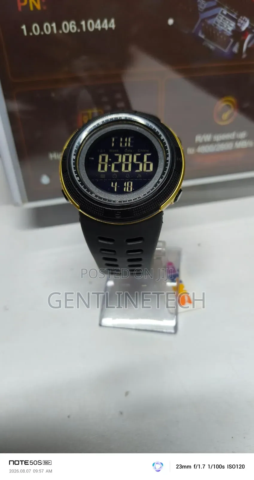 SKMEI 2070 Gold Black Men's Watch