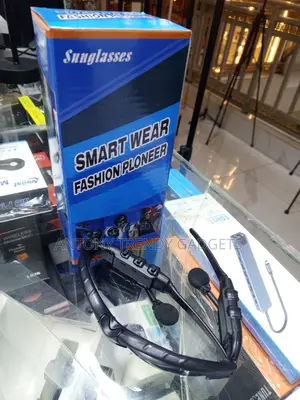 Bluetooth Polarized Smart Glasses With Built-in Speakers