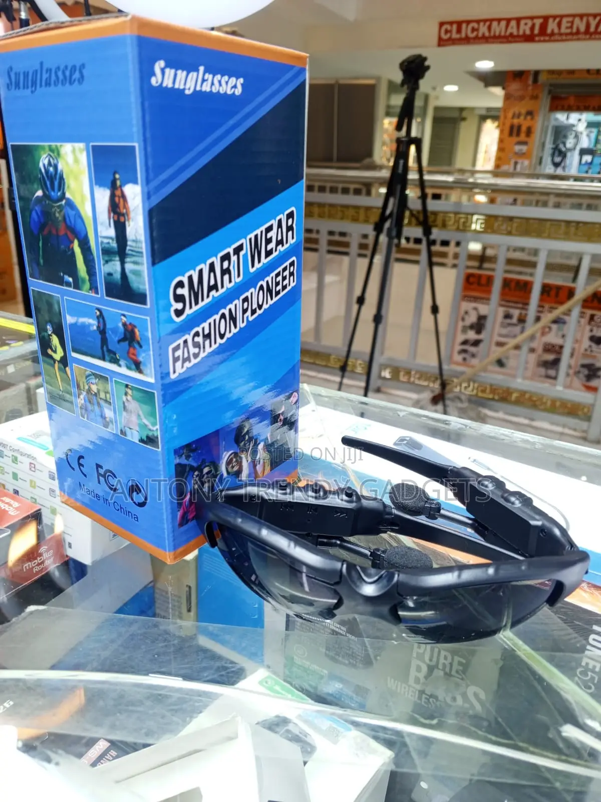 Bluetooth Polarized Smart Glasses With Built-in Speakers