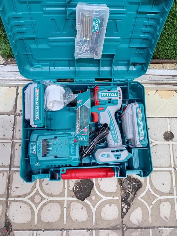 Highly Recommended 20v Total Cordless Brushless Drill Set - thumbnail 2