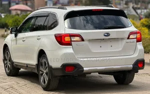 Subaru Outback 2019 White
