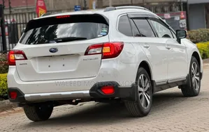 Subaru Outback 2019 White