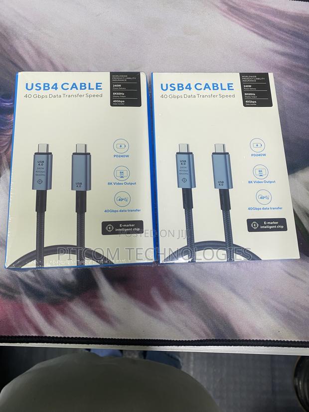 USB4 Type-C to Type-C Cable – 40Gbps, 240W PD, Display - thumbnail 3
