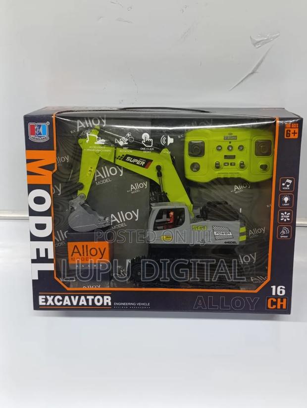 Remote Controlled Excavator. - thumbnail 2