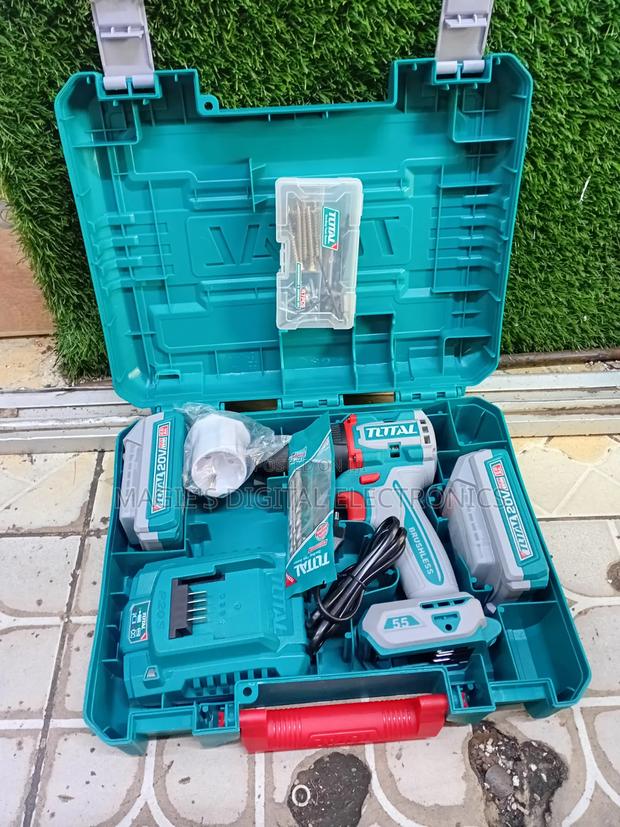 Well Performing 20v Total Cordless Brushless Drill Set - thumbnail 2