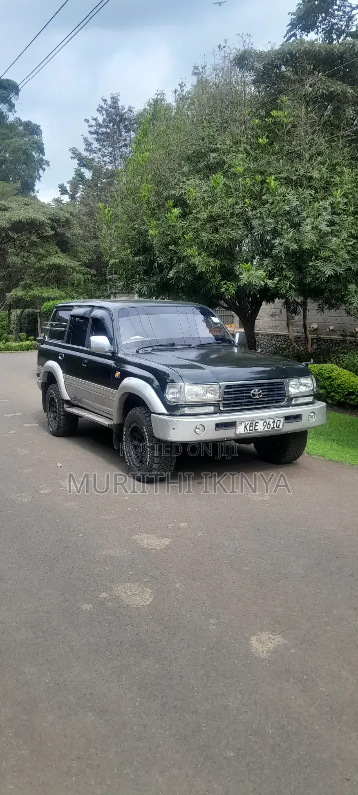 Toyota Land Cruiser 1995 Green