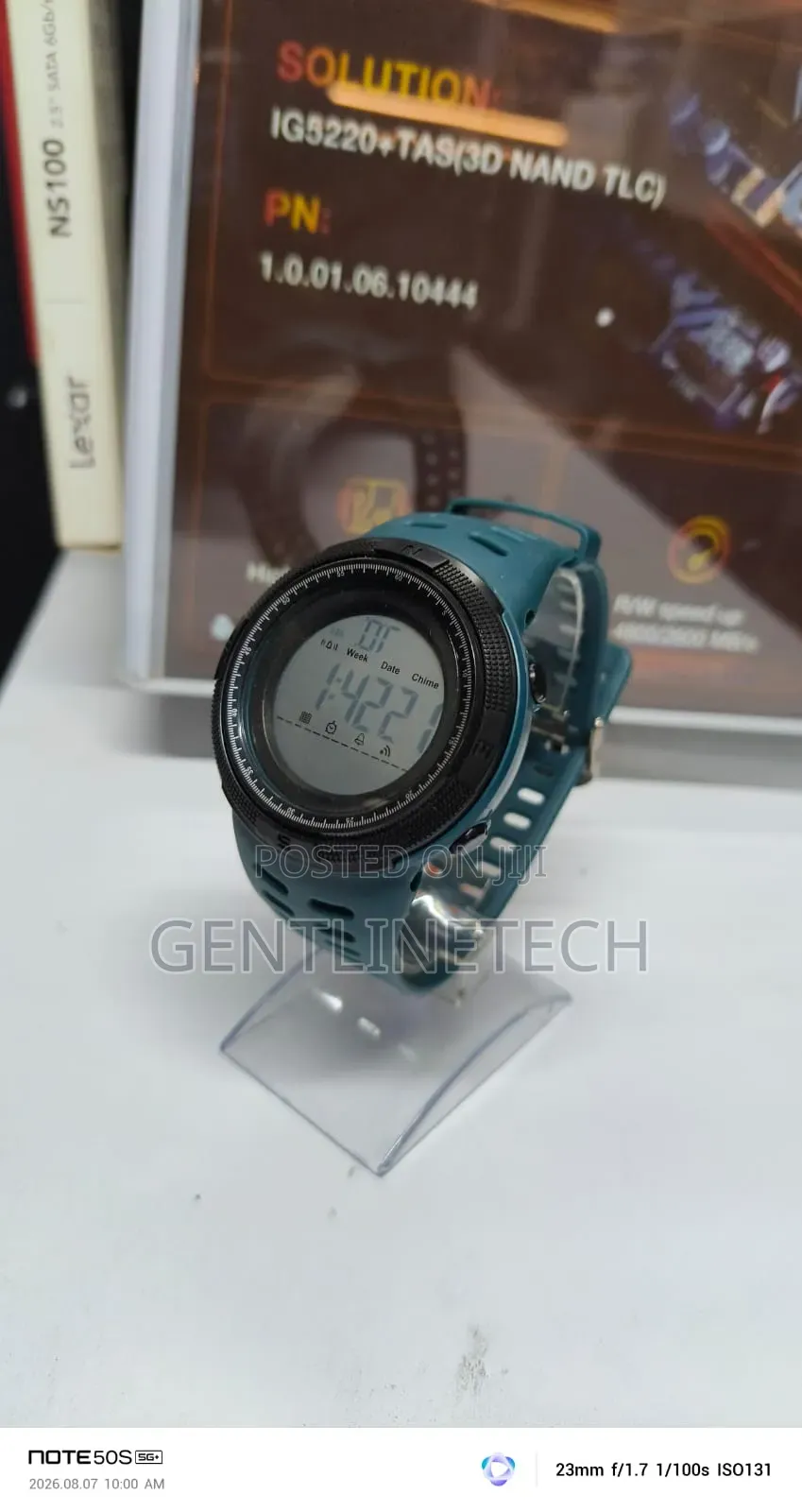 Curren 2070 Turquoise Watch – Fashion Timepiece